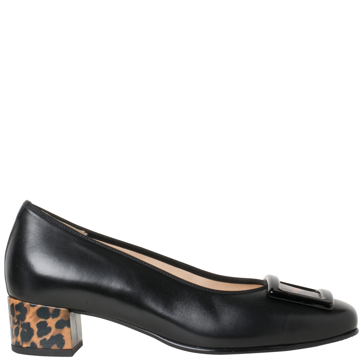 Hassia fits slightly shorter Black