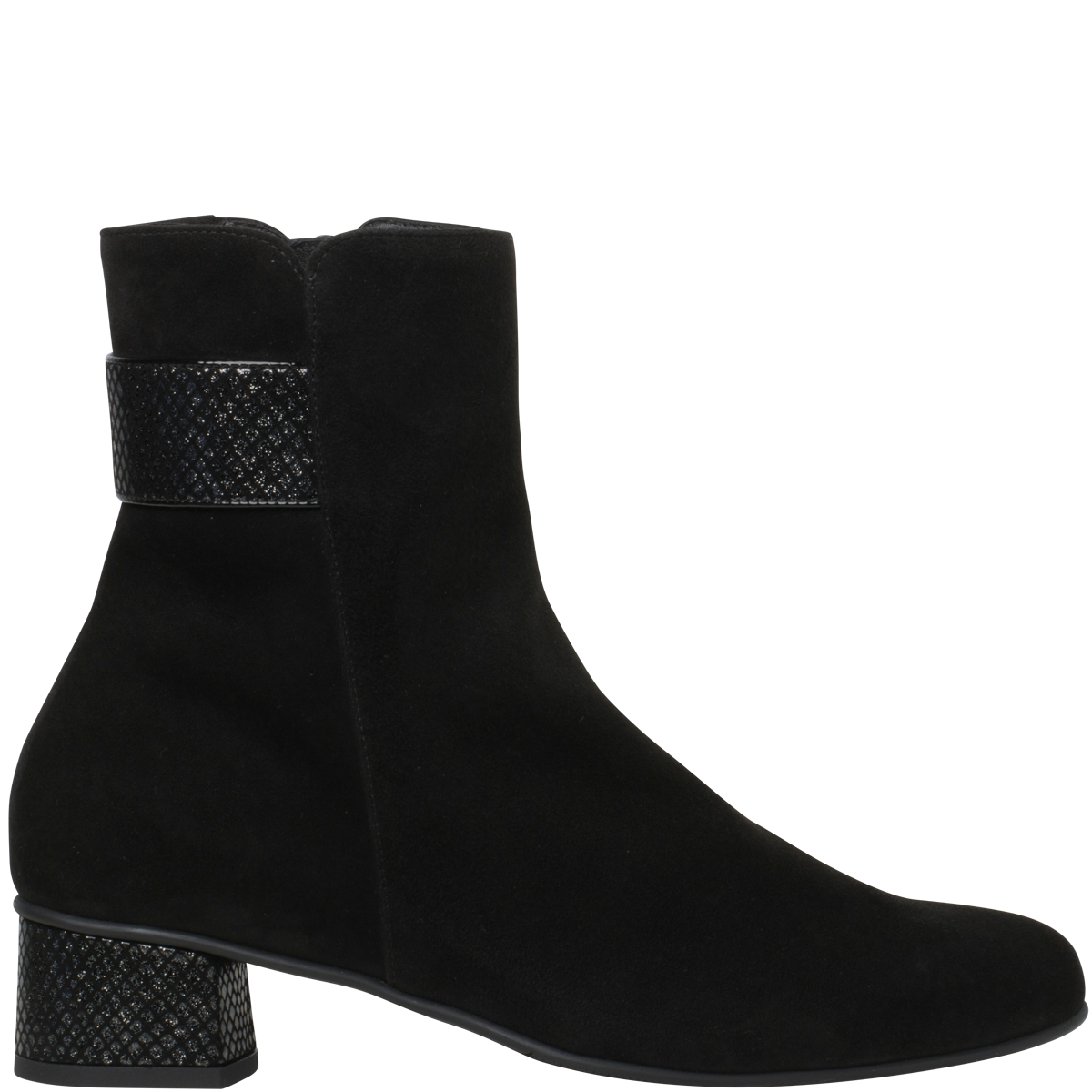 Hassia fits slightly shorter Black